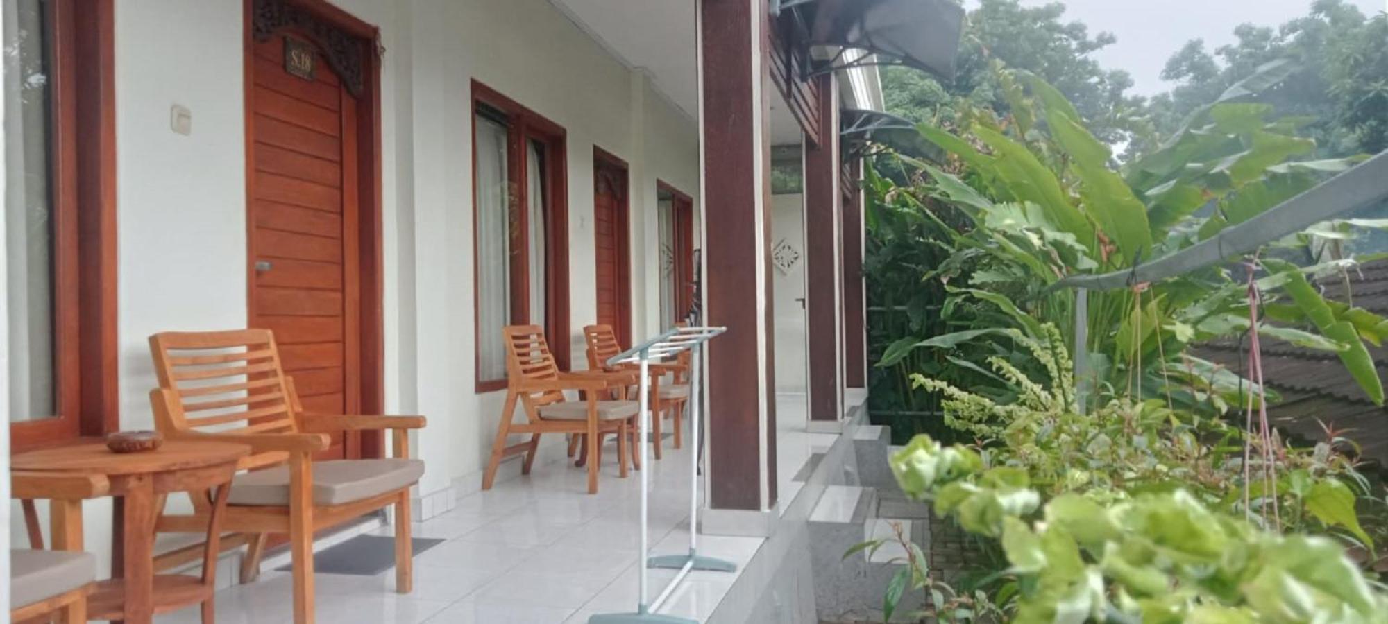Komodo Lodge Labuan Bajo Buitenkant foto