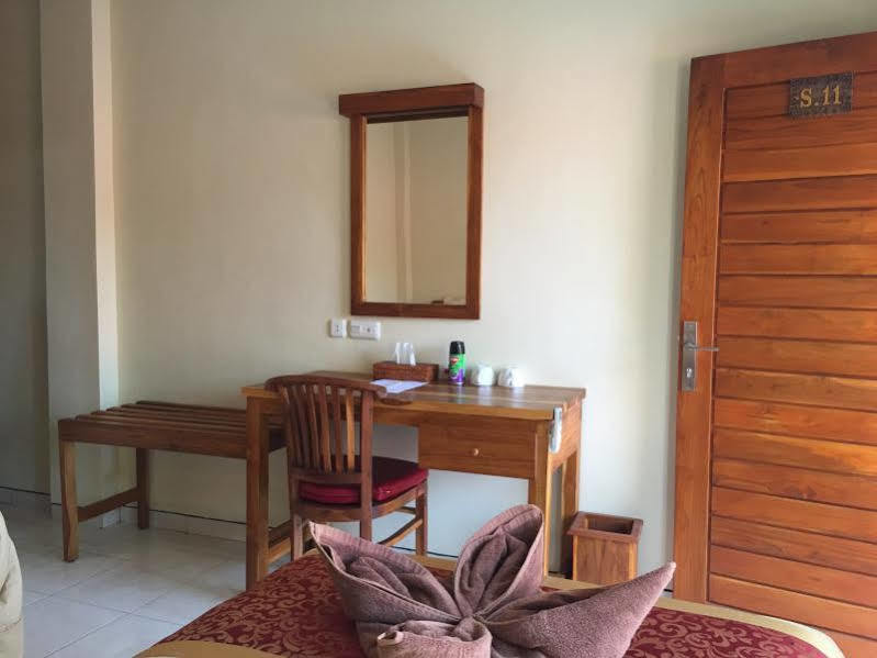 Komodo Lodge Labuan Bajo Buitenkant foto